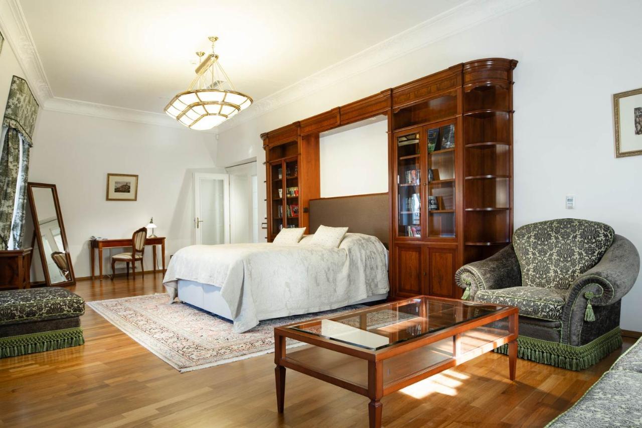 Spa Hotel Schlosspark Κάρλοβι Βάρι Εξωτερικό φωτογραφία