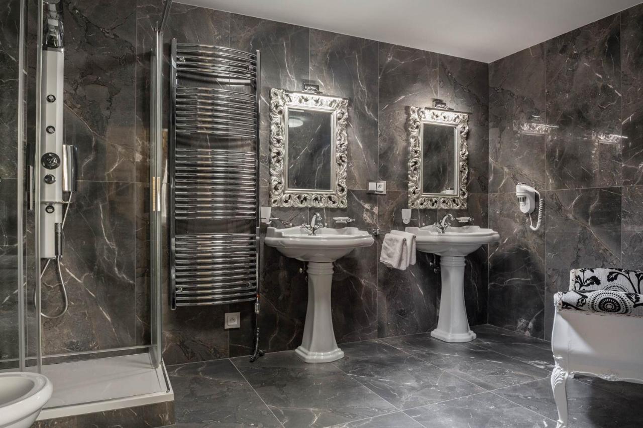 Spa Hotel Schlosspark Κάρλοβι Βάρι Εξωτερικό φωτογραφία