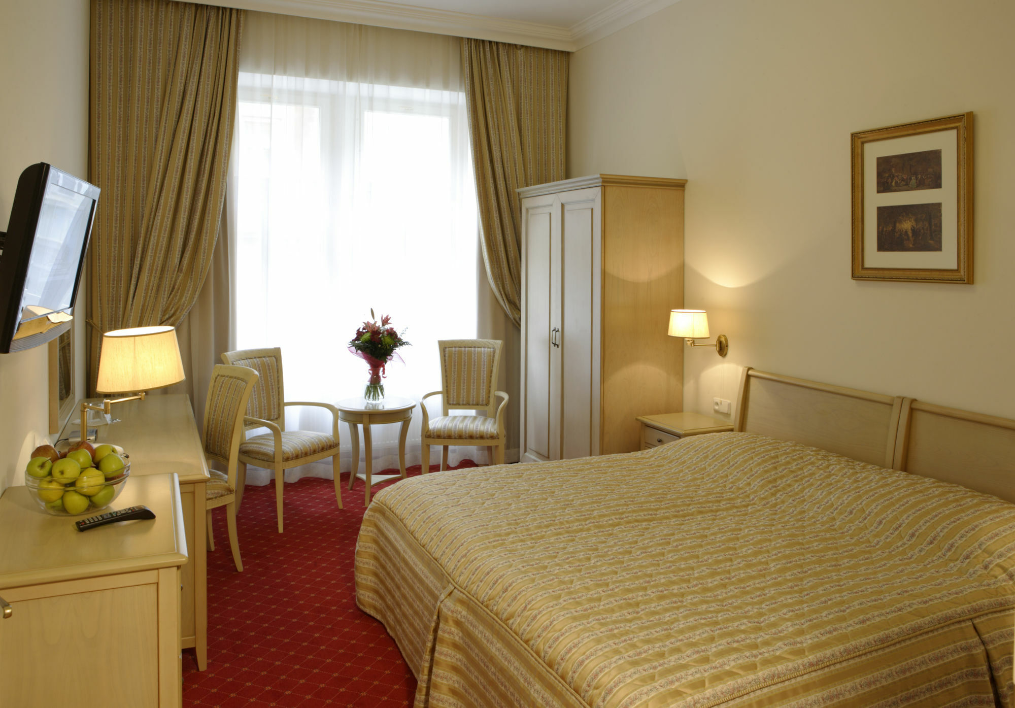 Spa Hotel Schlosspark Κάρλοβι Βάρι Εξωτερικό φωτογραφία