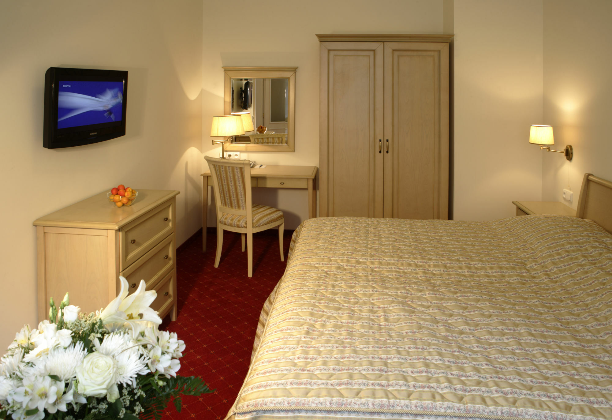 Spa Hotel Schlosspark Κάρλοβι Βάρι Εξωτερικό φωτογραφία